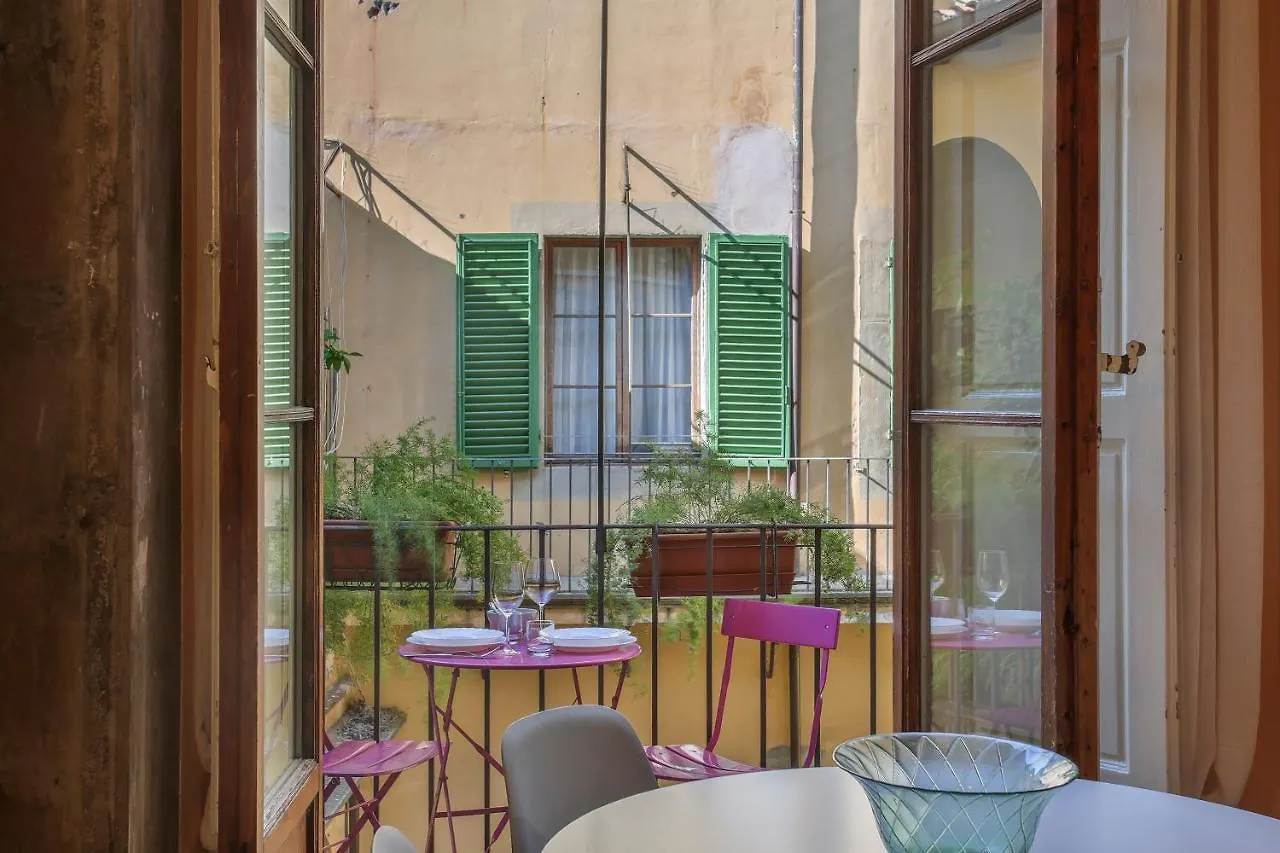 Apartment Lemon Tree One Bedroom With Balcony Florence